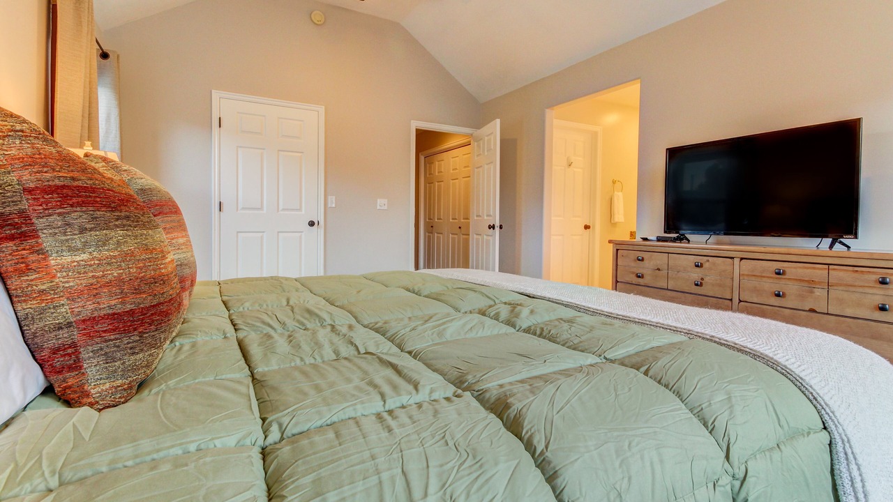 Photo of Bedroom in Cottonwood Heights