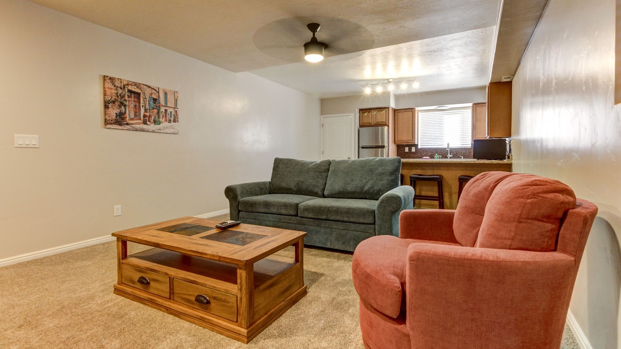 Photo of Livingroom in Cottonwood Heights