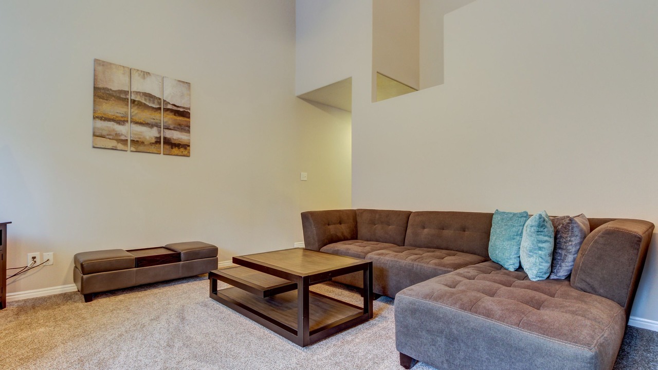 Photo of Livingroom in Cottonwood Heights