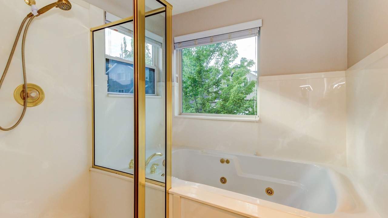 Photo of Bathroom in Cottonwood Heights