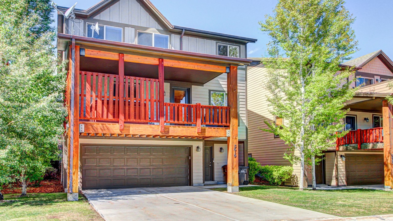 Photo of Outdoor in Bear Hollow Village