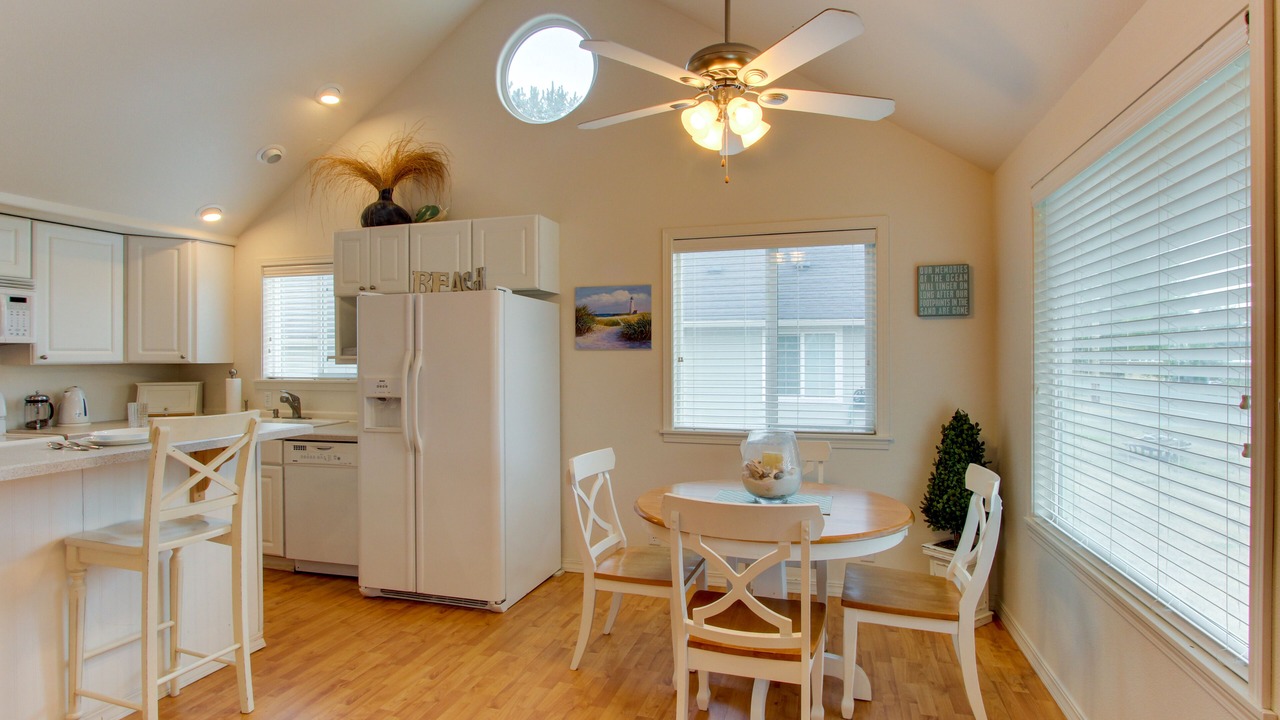 Photo of Kitchen in Sunset Beach
