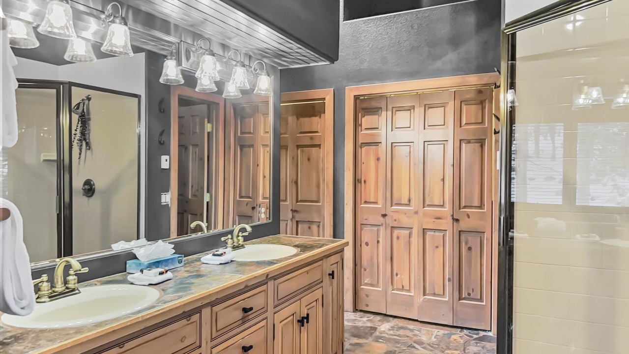 Photo of Bathroom in Baldy Mountain