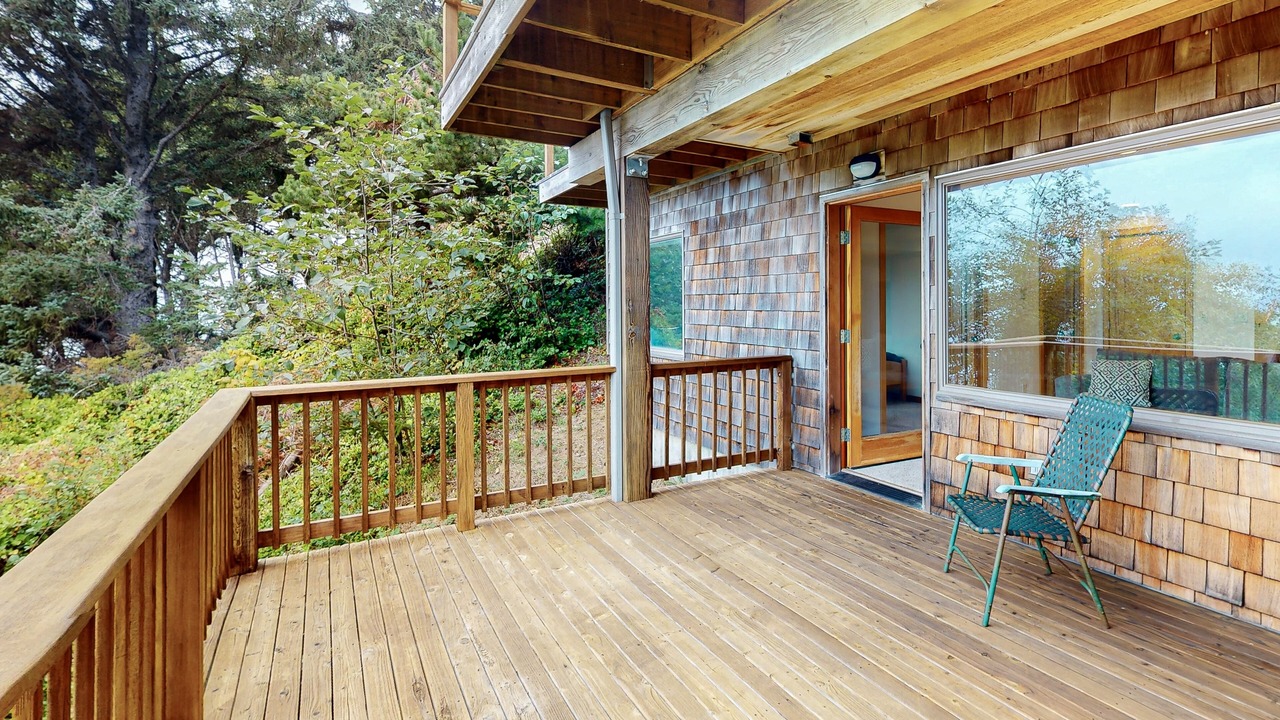 Photo of Patio Balcony in Neskowin