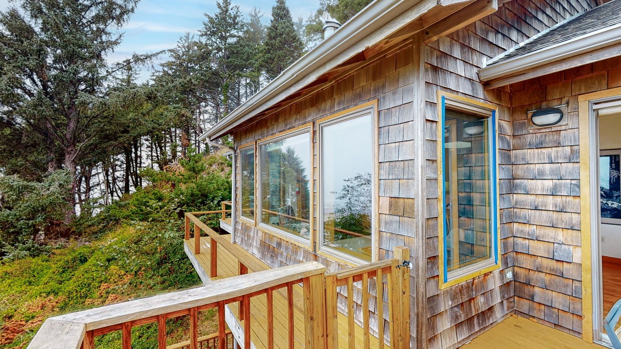 Photo of Patio Balcony in Neskowin
