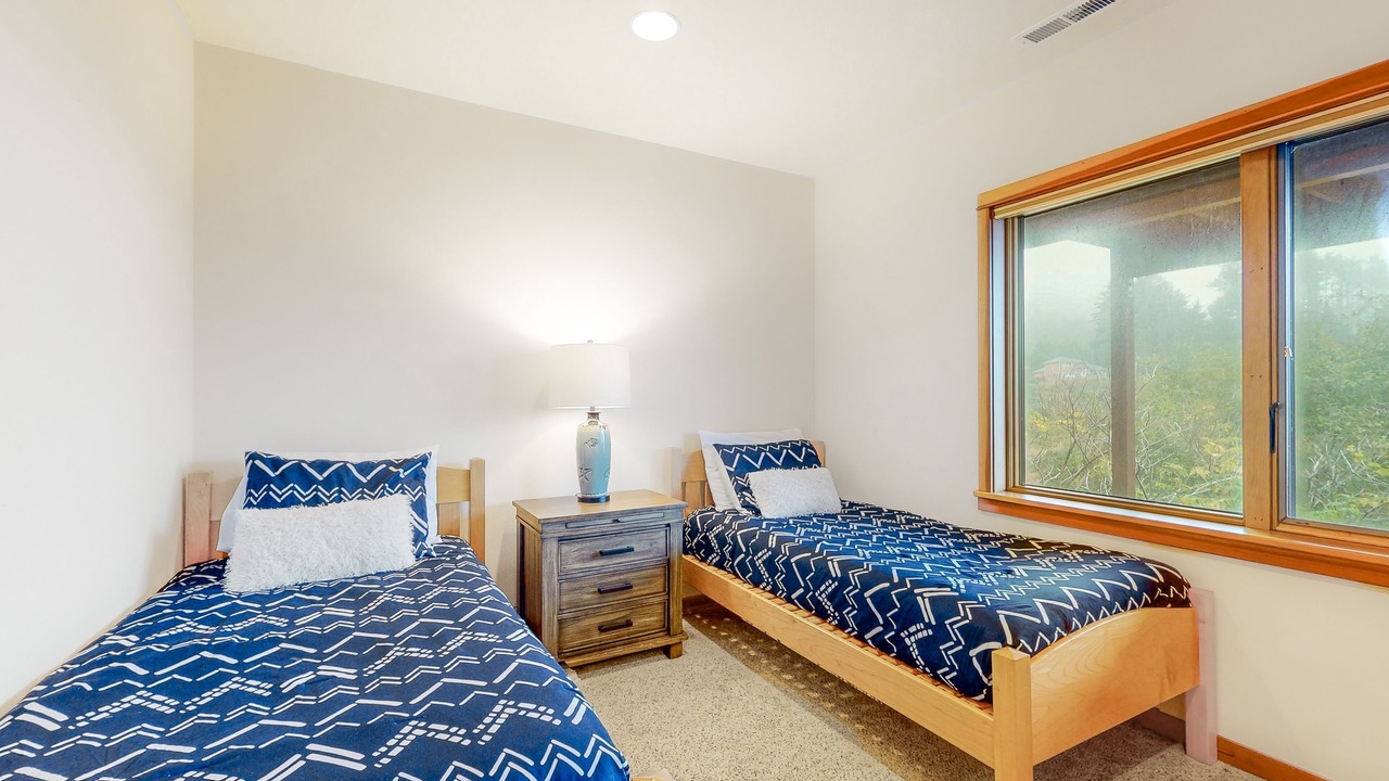 Photo of Bedroom in Neskowin