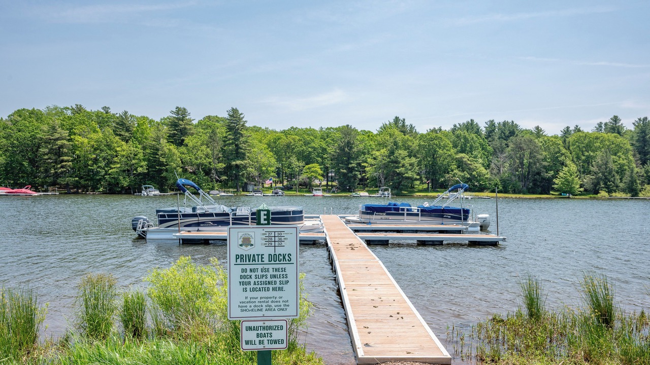 Photo of Outdoor in Waterfront Greens