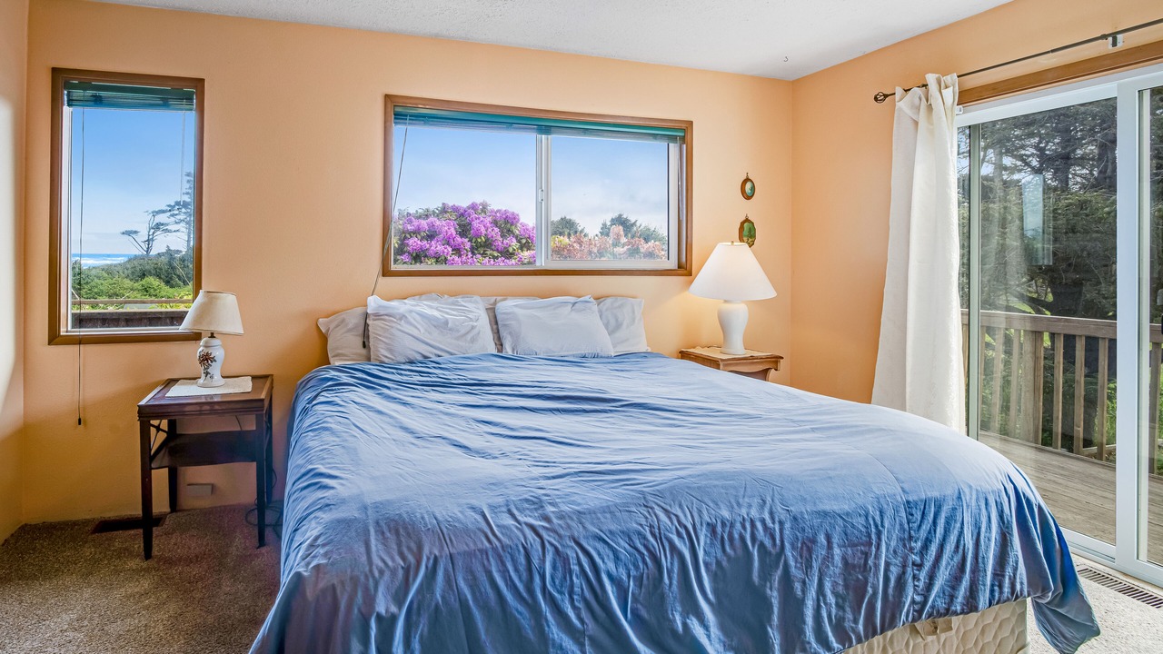 Photo of Bedroom in Cape Meares