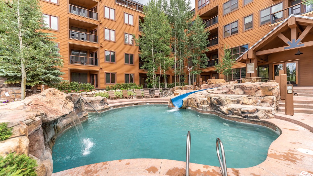 Photo of Outdoor in River Run