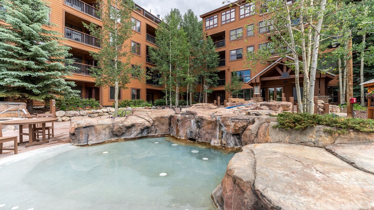 Photo of Outdoor in River Run