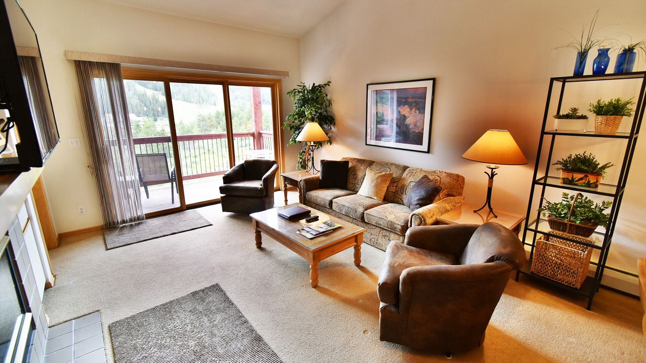 Photo of Bedroom in Mountain House