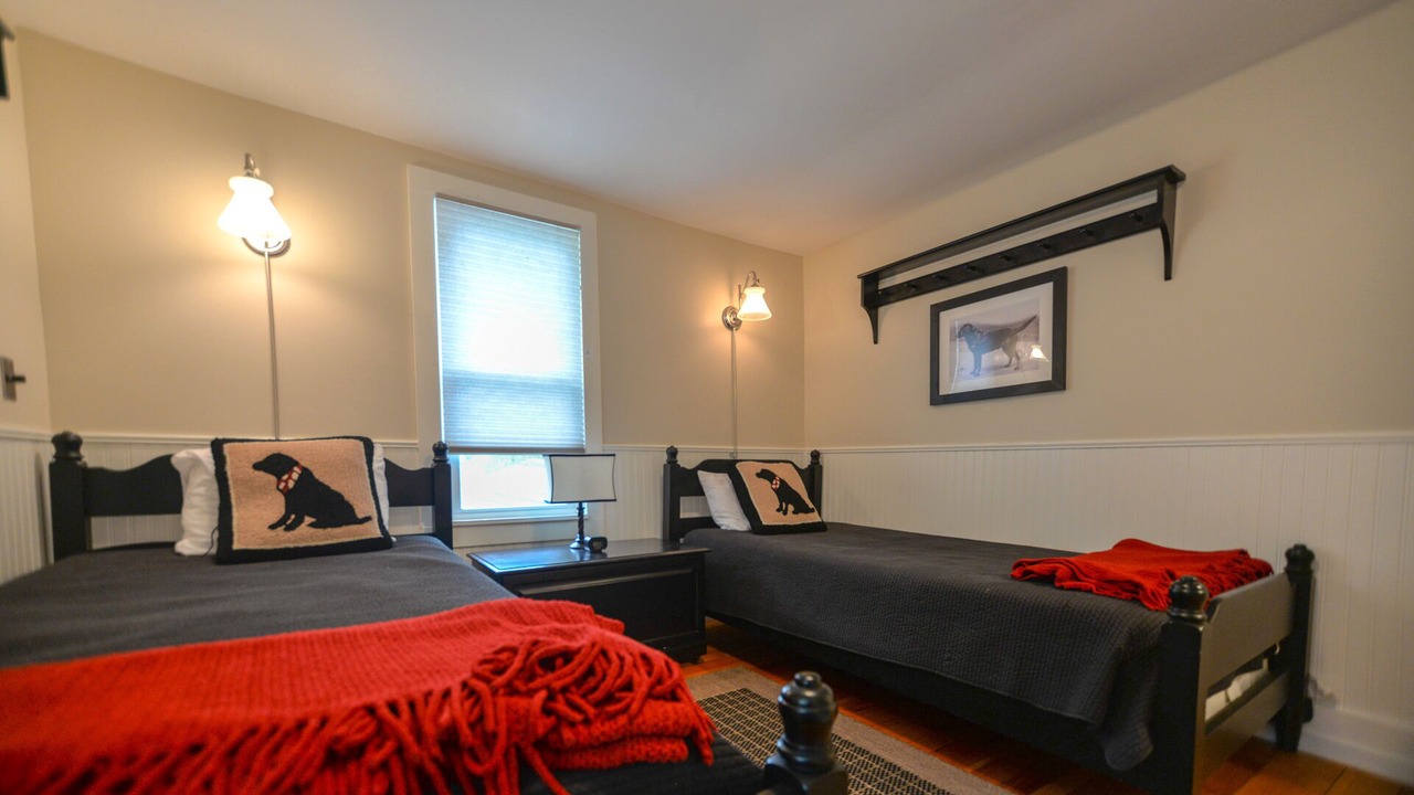 Photo of Bedroom in Conesus