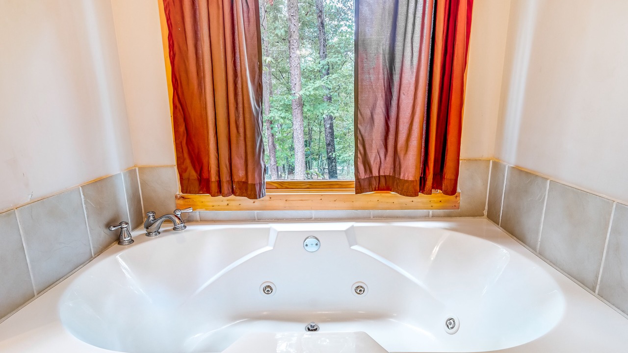 Photo of Bathroom in Ellijay