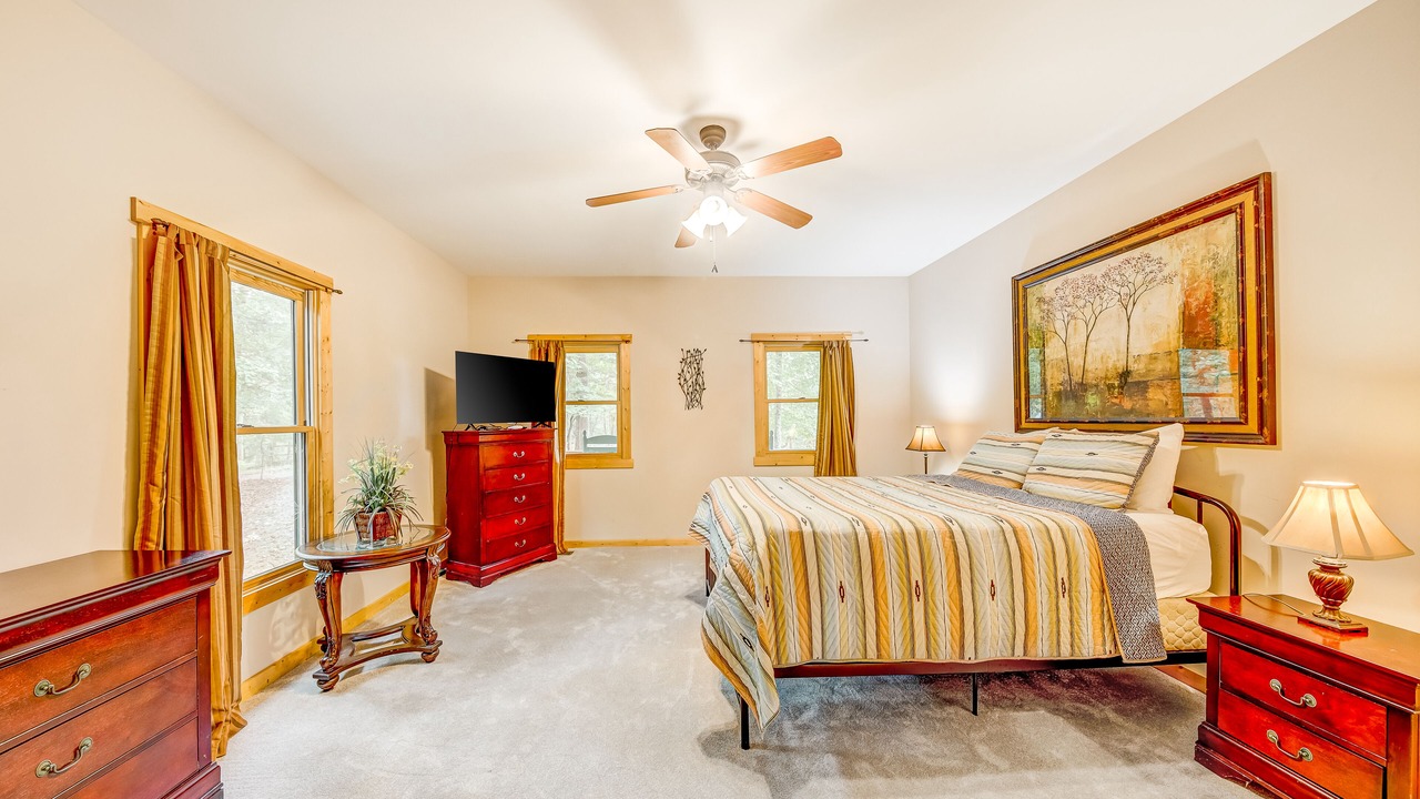Photo of Bedroom in Ellijay