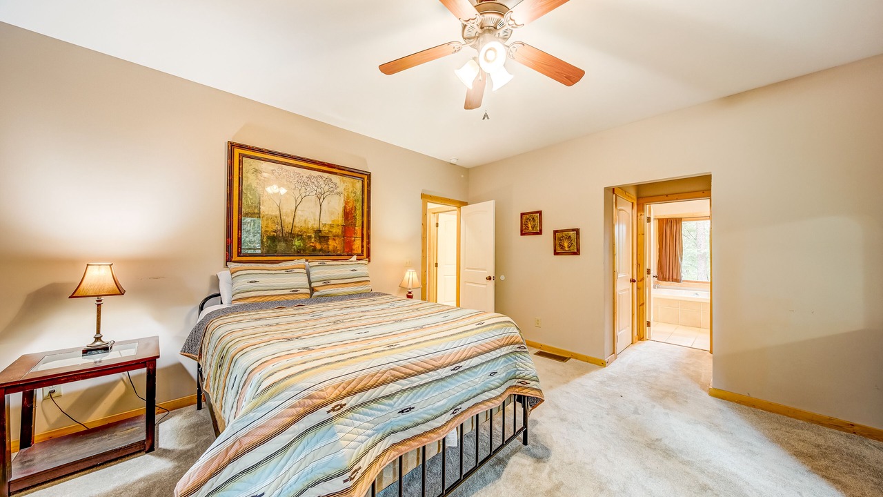 Photo of Bedroom in Ellijay