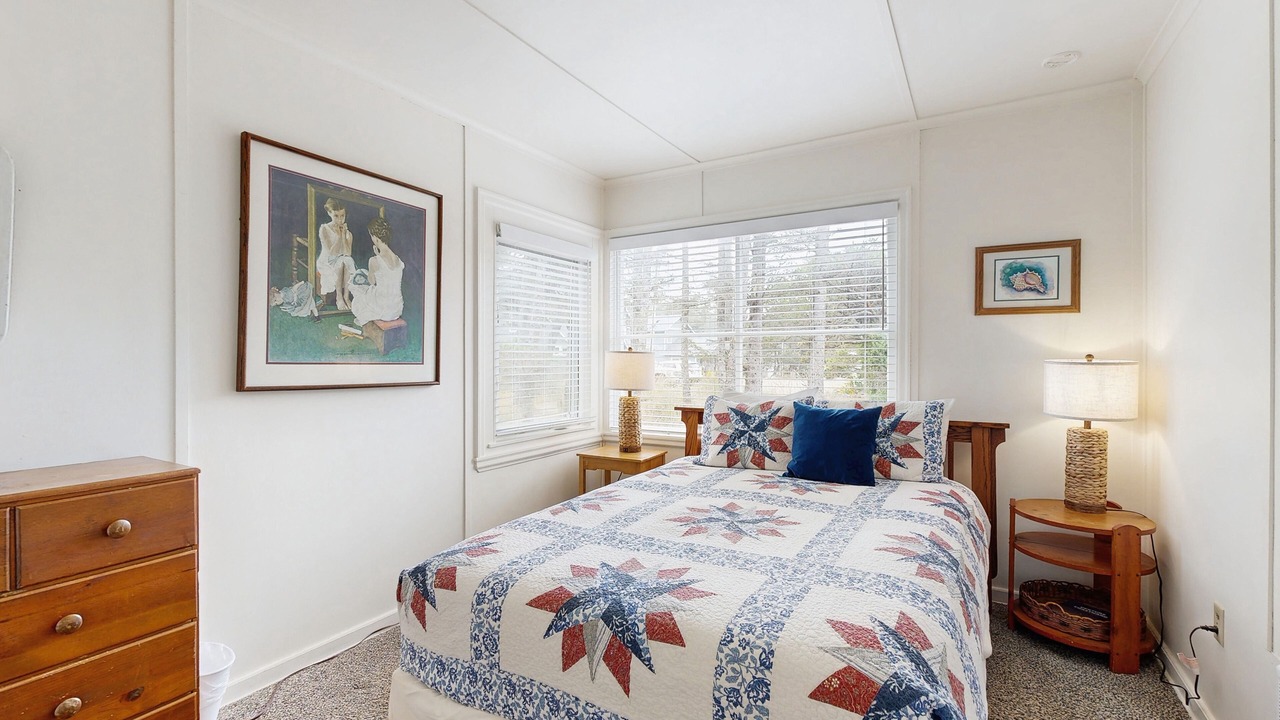 Photo of Bedroom in Neskowin