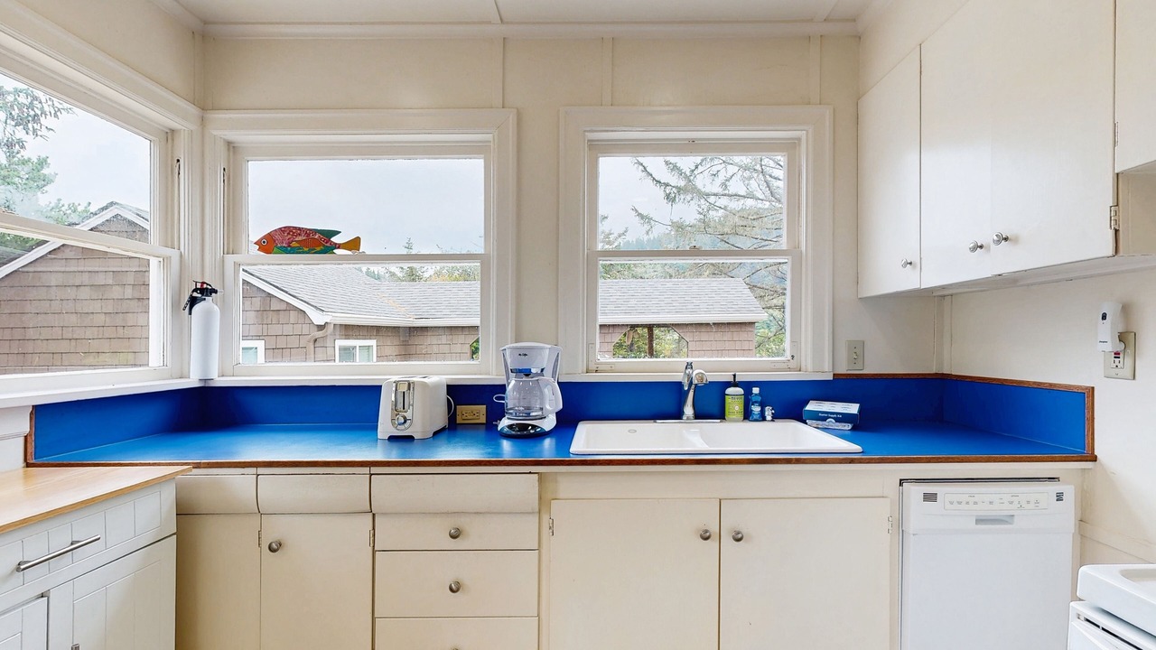 Photo of Kitchen in Neskowin