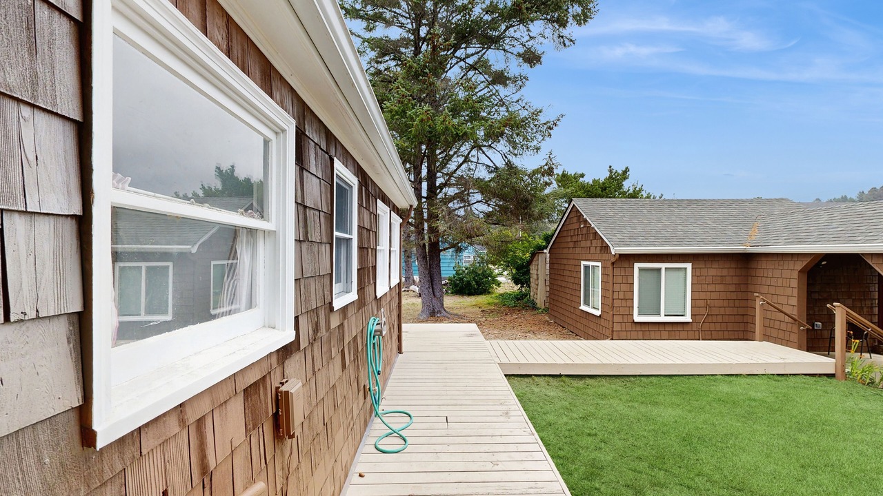 Photo of Patio Balcony in Neskowin