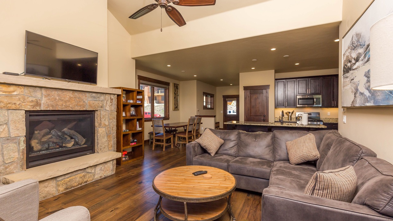 Photo of Livingroom in Keystone