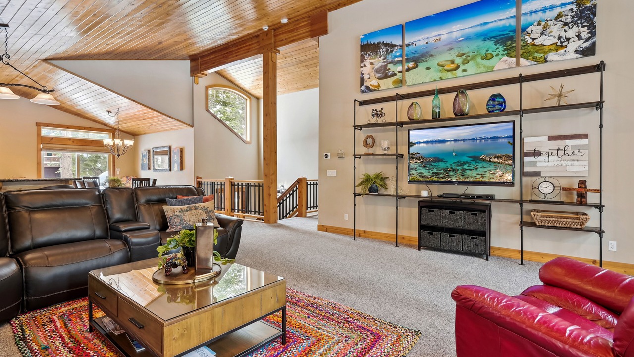Photo of Livingroom in Truckee