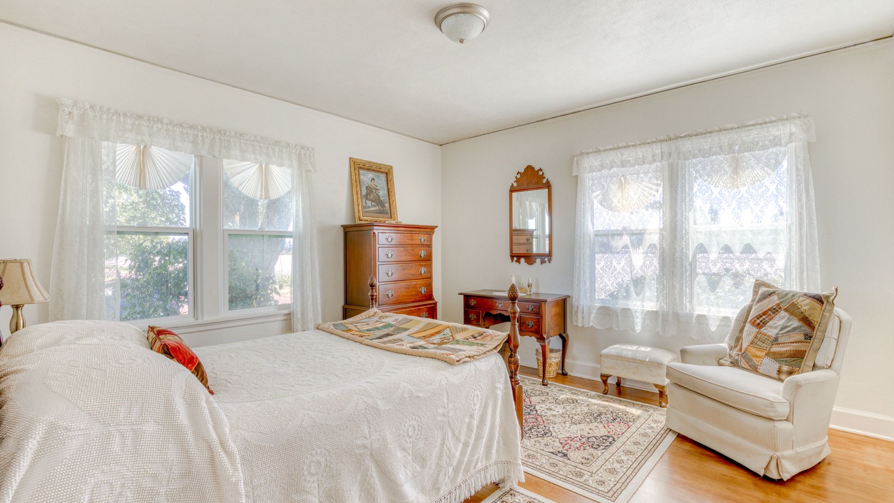 Photo of Bedroom in McMinnville