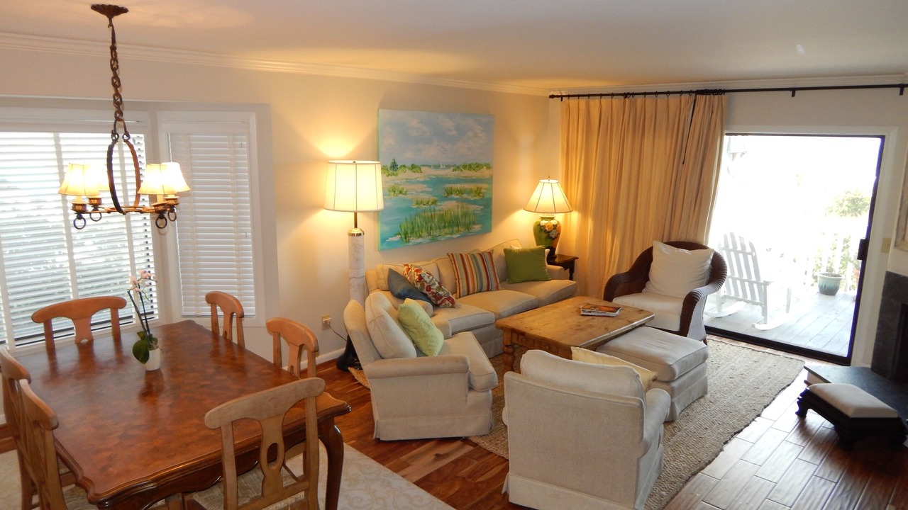 Photo of Livingroom in Wrightsville Beach