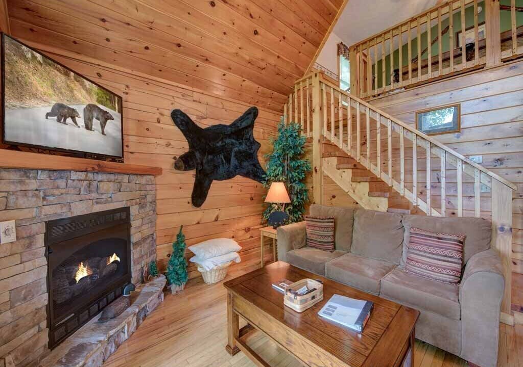 Photo of Livingroom in Black Bear Falls