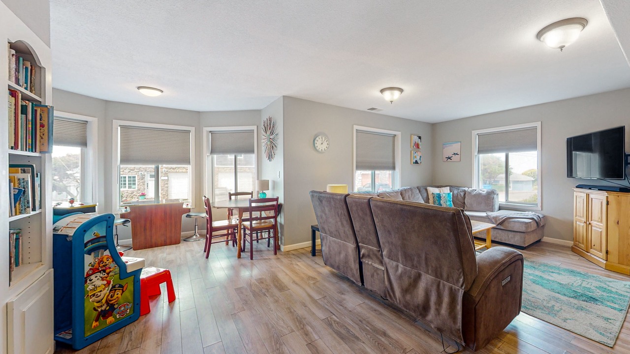 Photo of Livingroom in Roads End