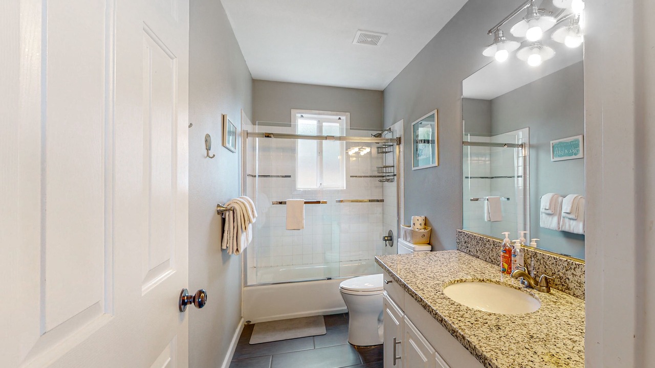 Photo of Bathroom in Roads End