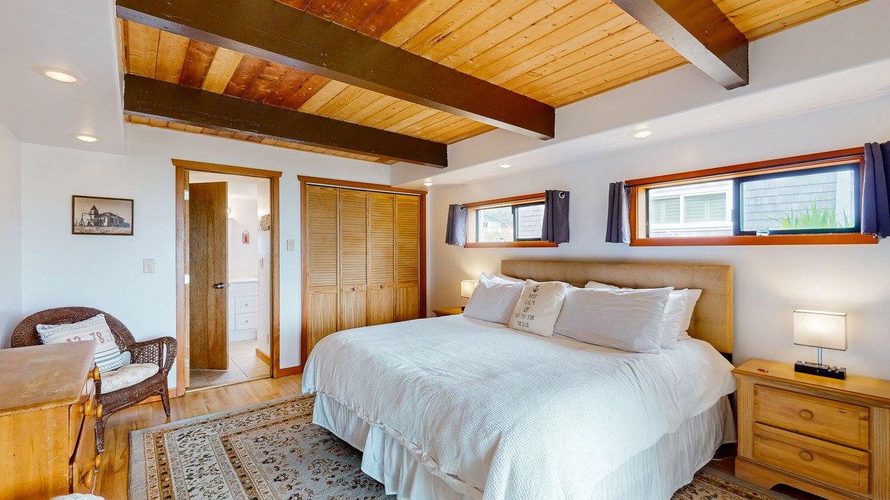 Photo of Bedroom in Cape Meares