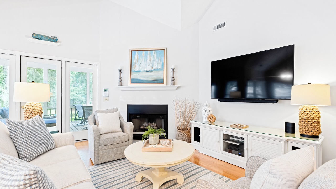 Photo of Livingroom in Sea Pines