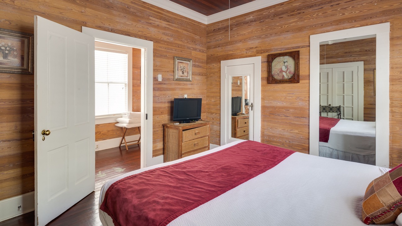 Photo of Bedroom in Old Town
