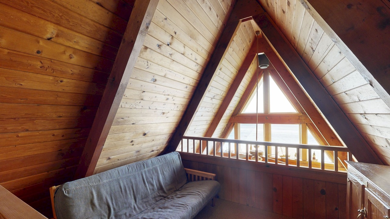Photo of Livingroom in Roads End
