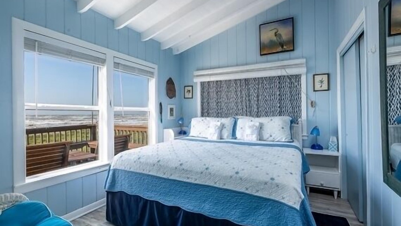 Photo of Bedroom in Jamaica Beach