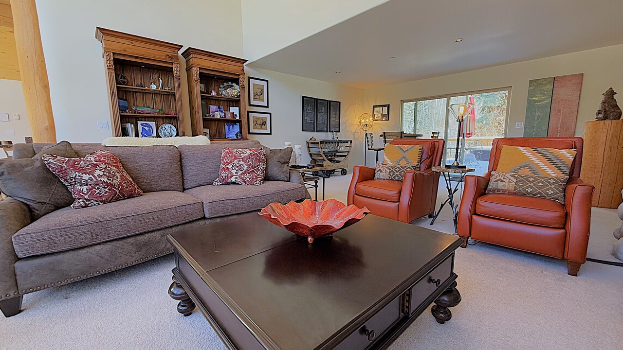 Photo of Livingroom in Columbine Lake