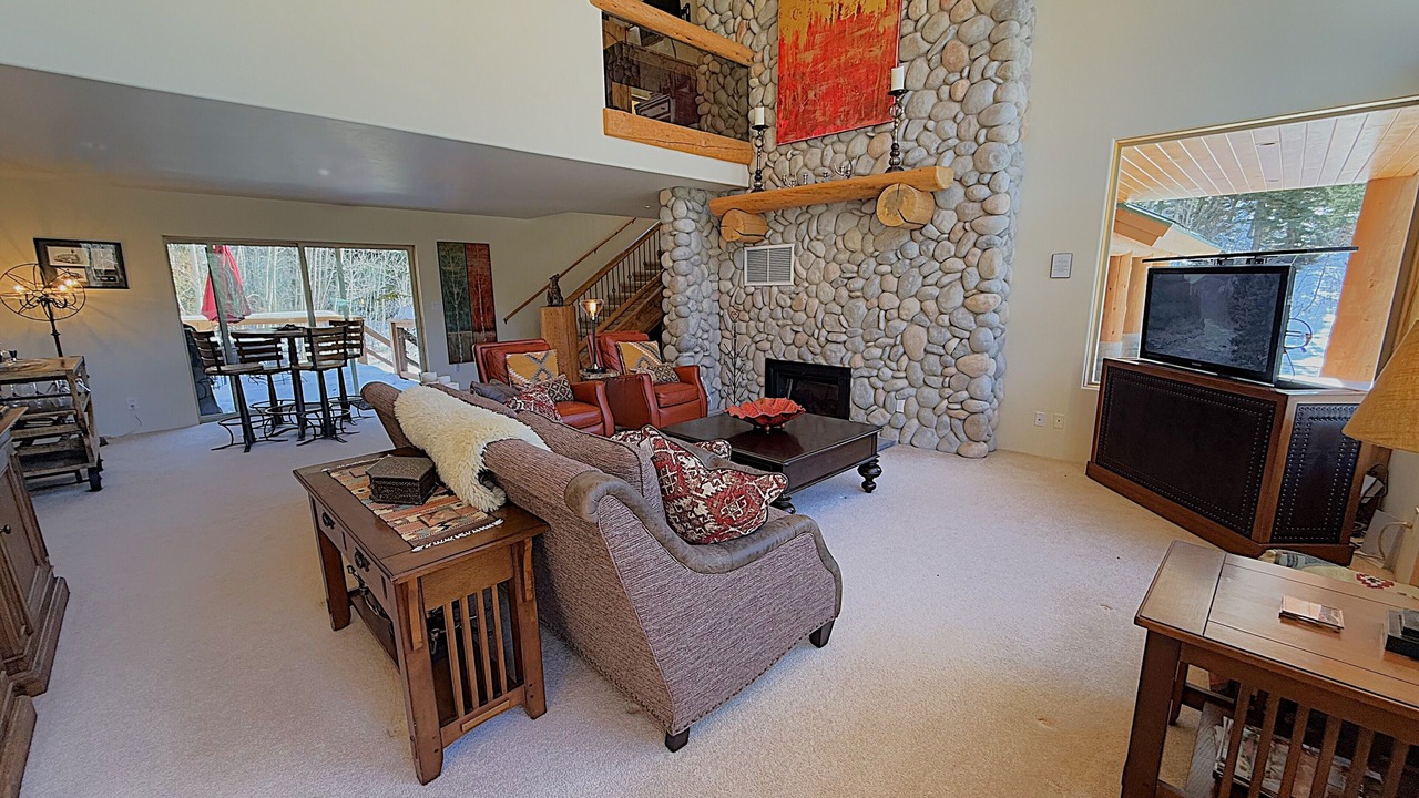 Photo of Bedroom in Columbine Lake