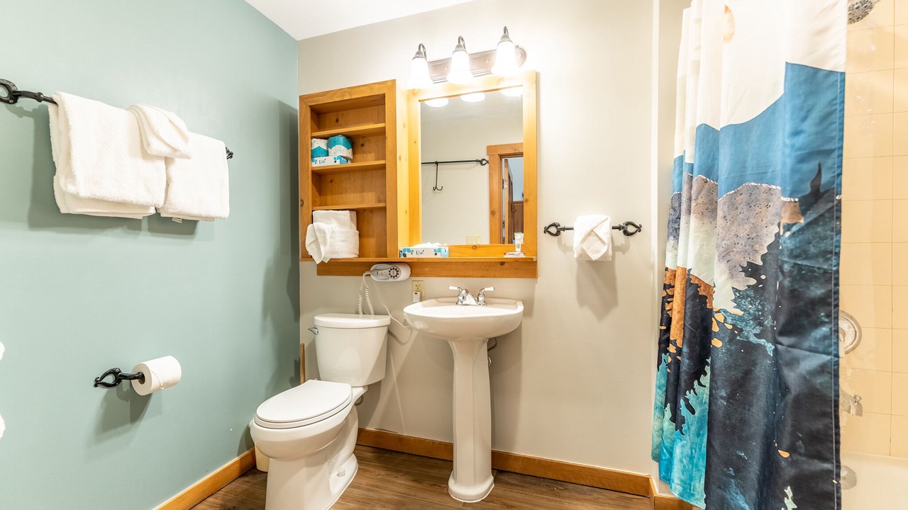 Photo of Bathroom in River Run