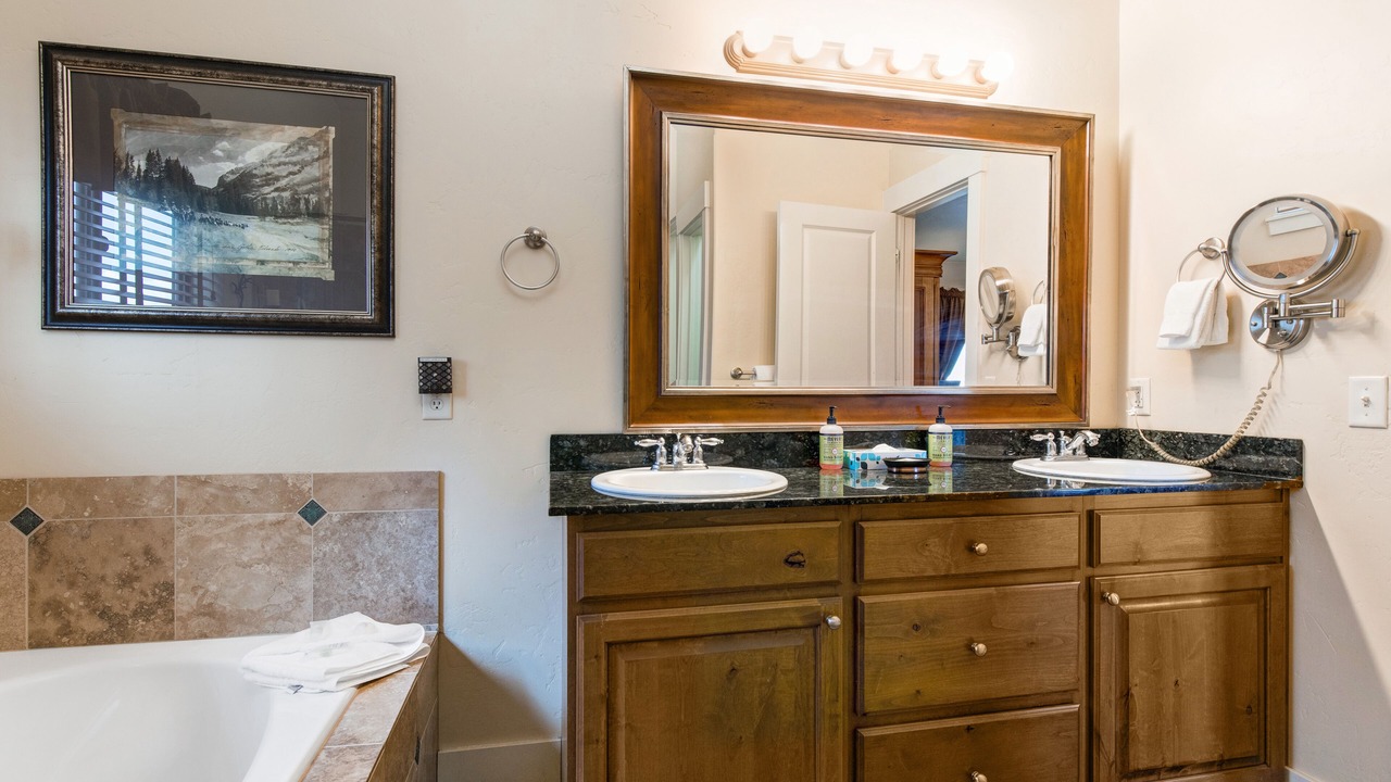 Photo of Bathroom in Bear Hollow Village