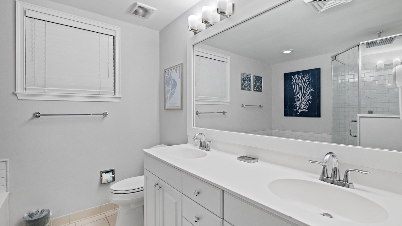 Photo of Bathroom in North Forest Beach