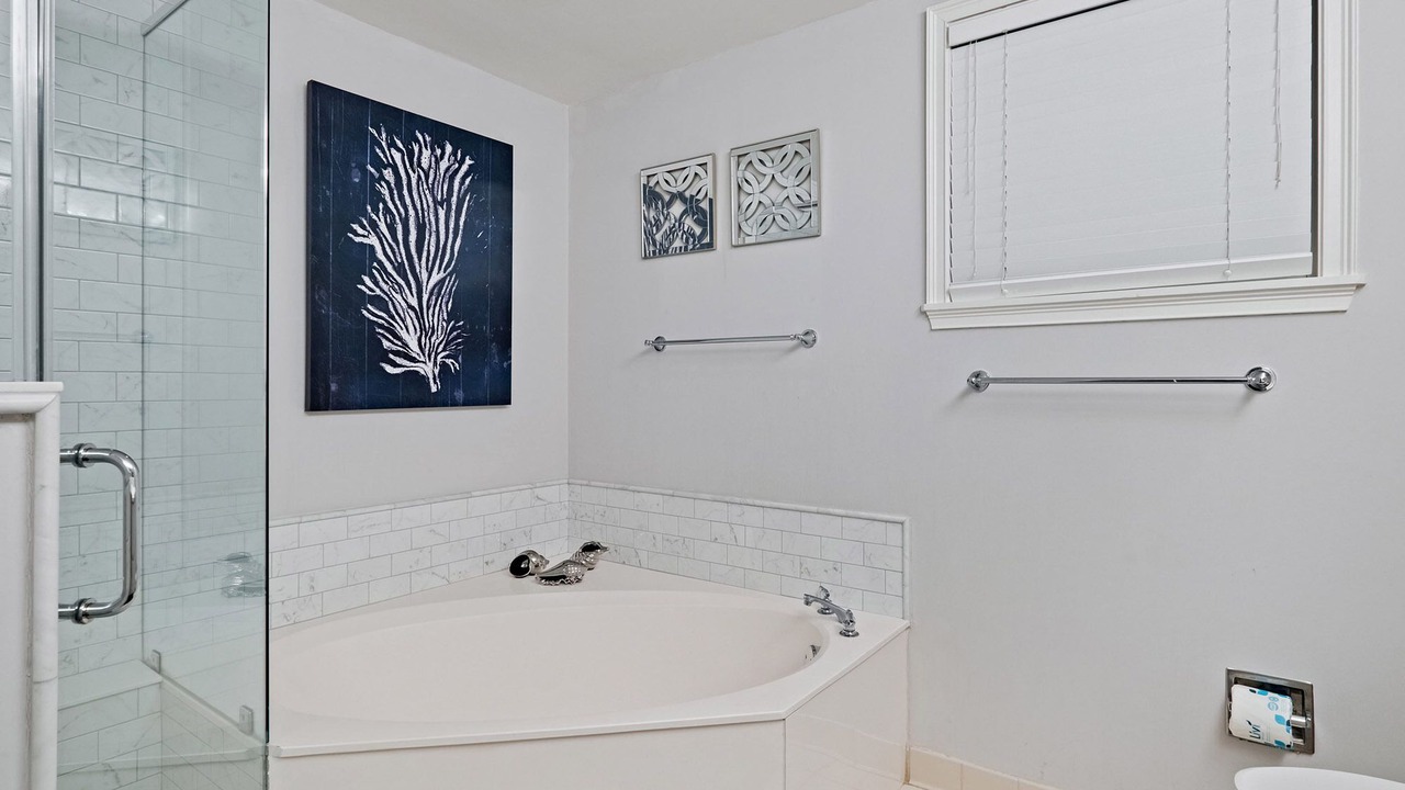 Photo of Bathroom in North Forest Beach