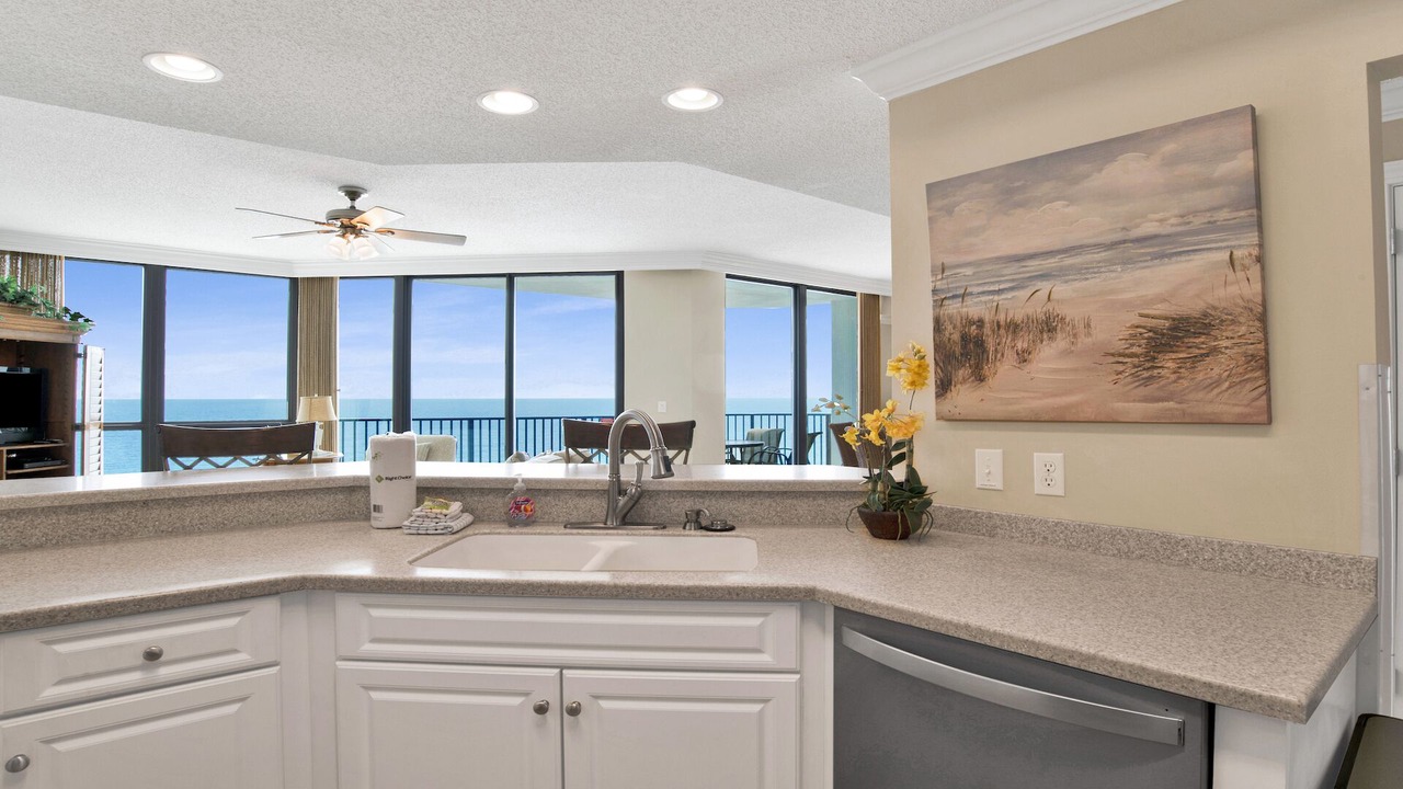 Photo of Kitchen in Orange Beach East