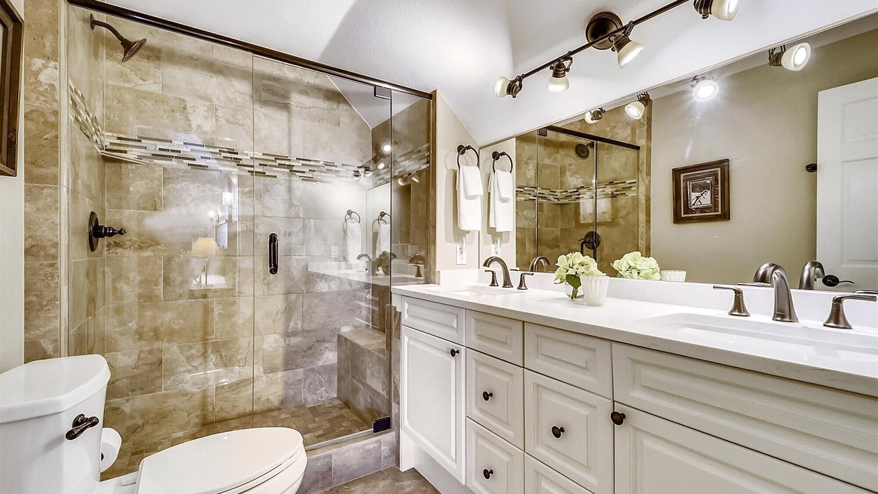 Photo of Bathroom in Warrior's Mark