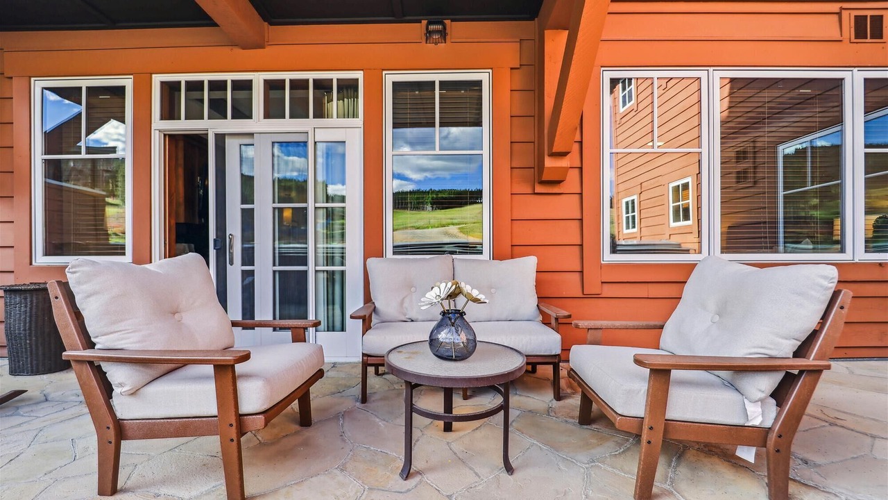 Photo of Patio Balcony in Peak 8