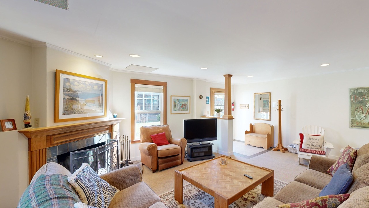 Photo of Livingroom in Gearhart