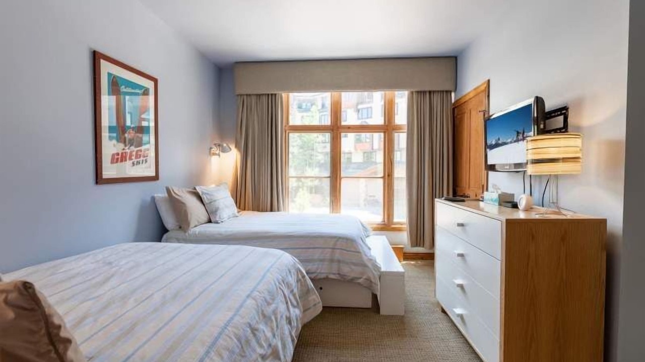 Photo of Bedroom in Highlands Townhomes