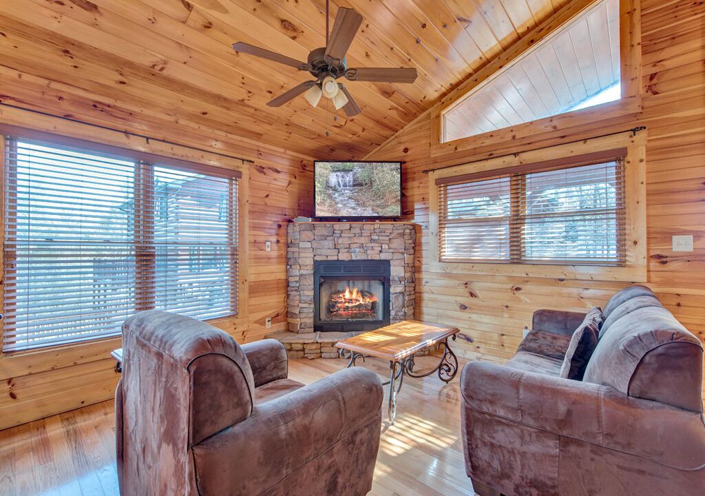 Photo of Livingroom in Hemlock Hills