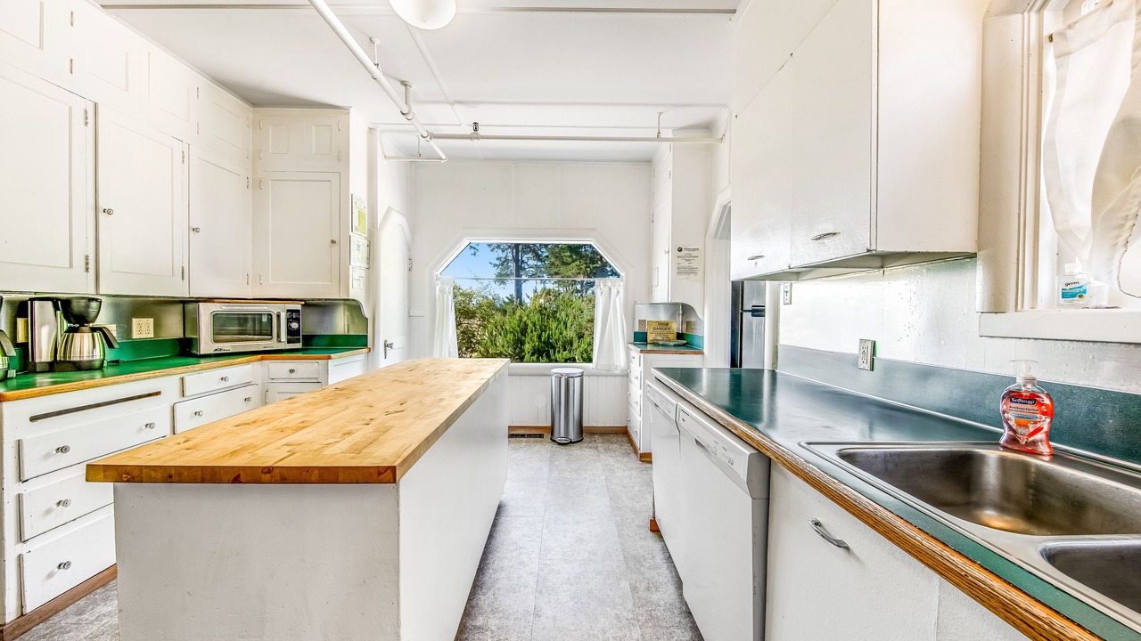 Photo of Kitchen in Gearhart