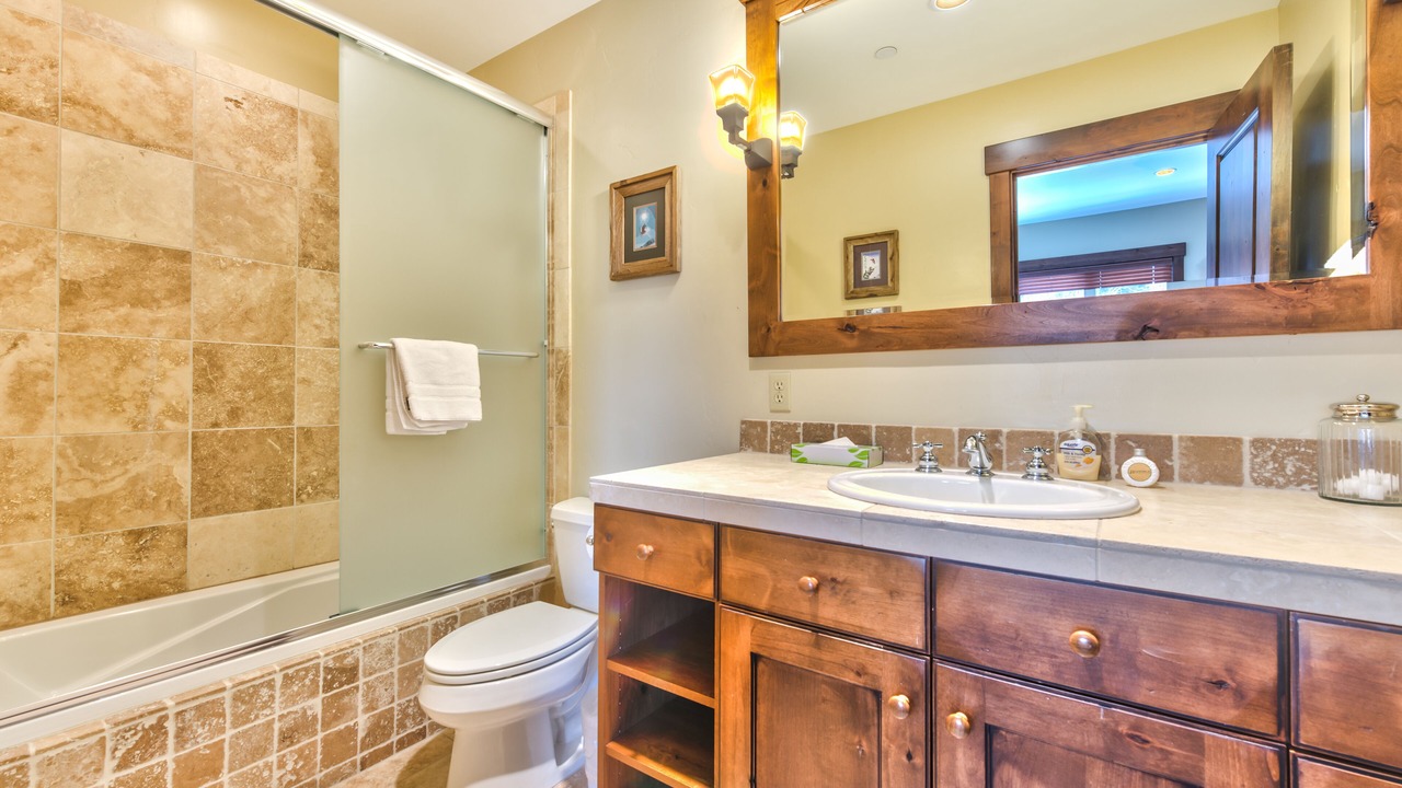 Photo of Bathroom in North Park City