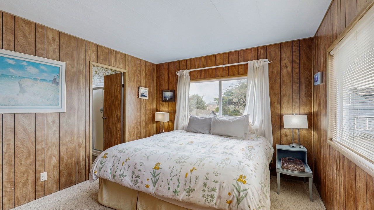 Photo of Bedroom in Cape Meares