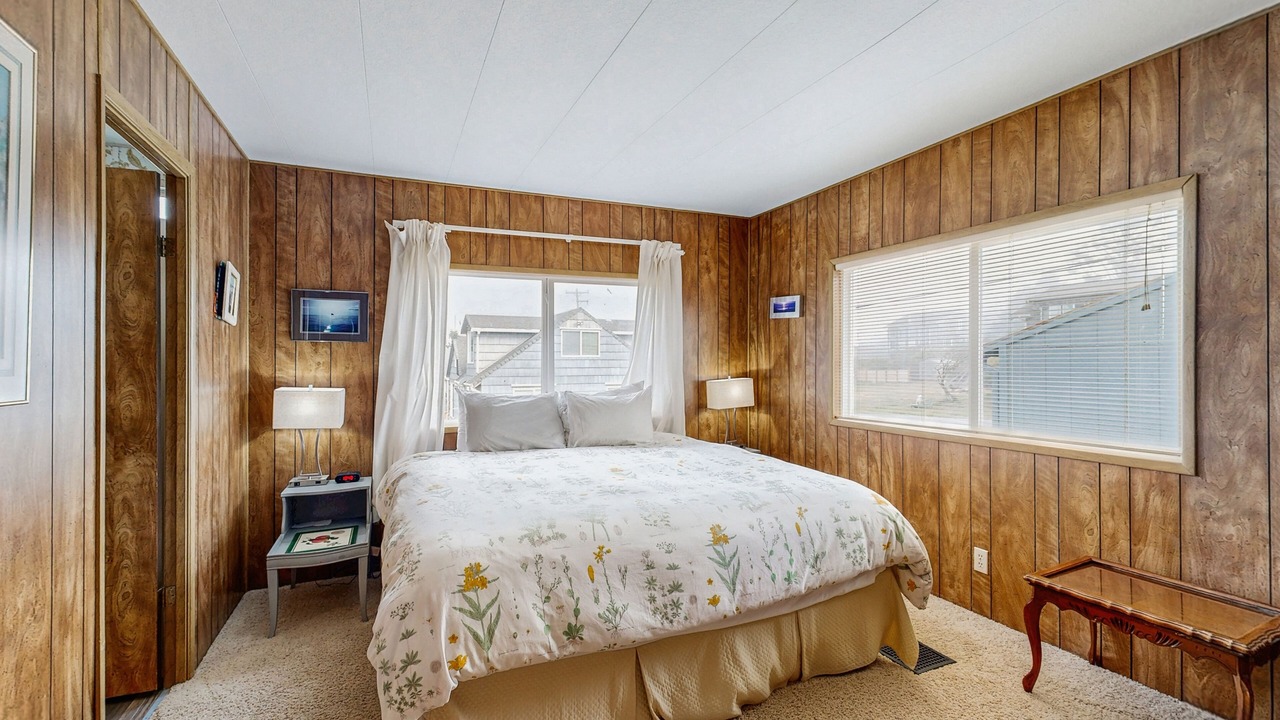 Photo of Bedroom in Cape Meares